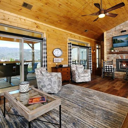 فيلا Holly Ridge Hideaway جاتلينبرج المظهر الخارجي الصورة